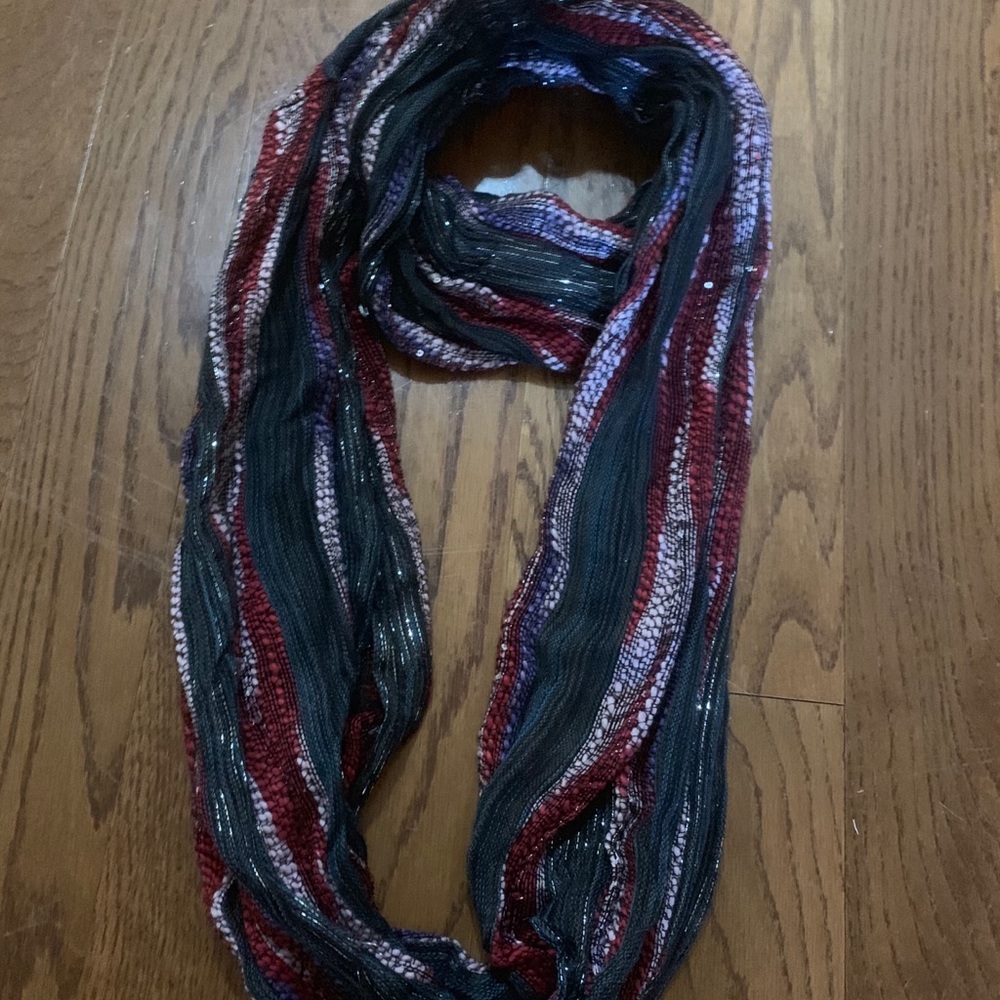 Multicolor infinity scarf